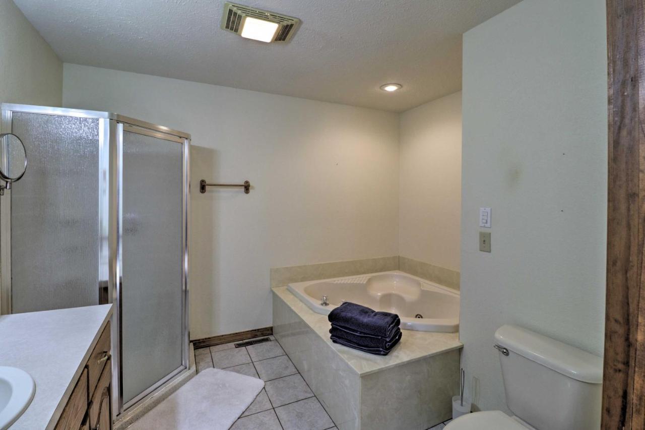 Secluded Marble Falls Family Home With Mtn Views! Kültér fotó